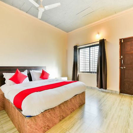 Oyo 15836 Pleasure River Front Resort Tuem Eksteriør bilde